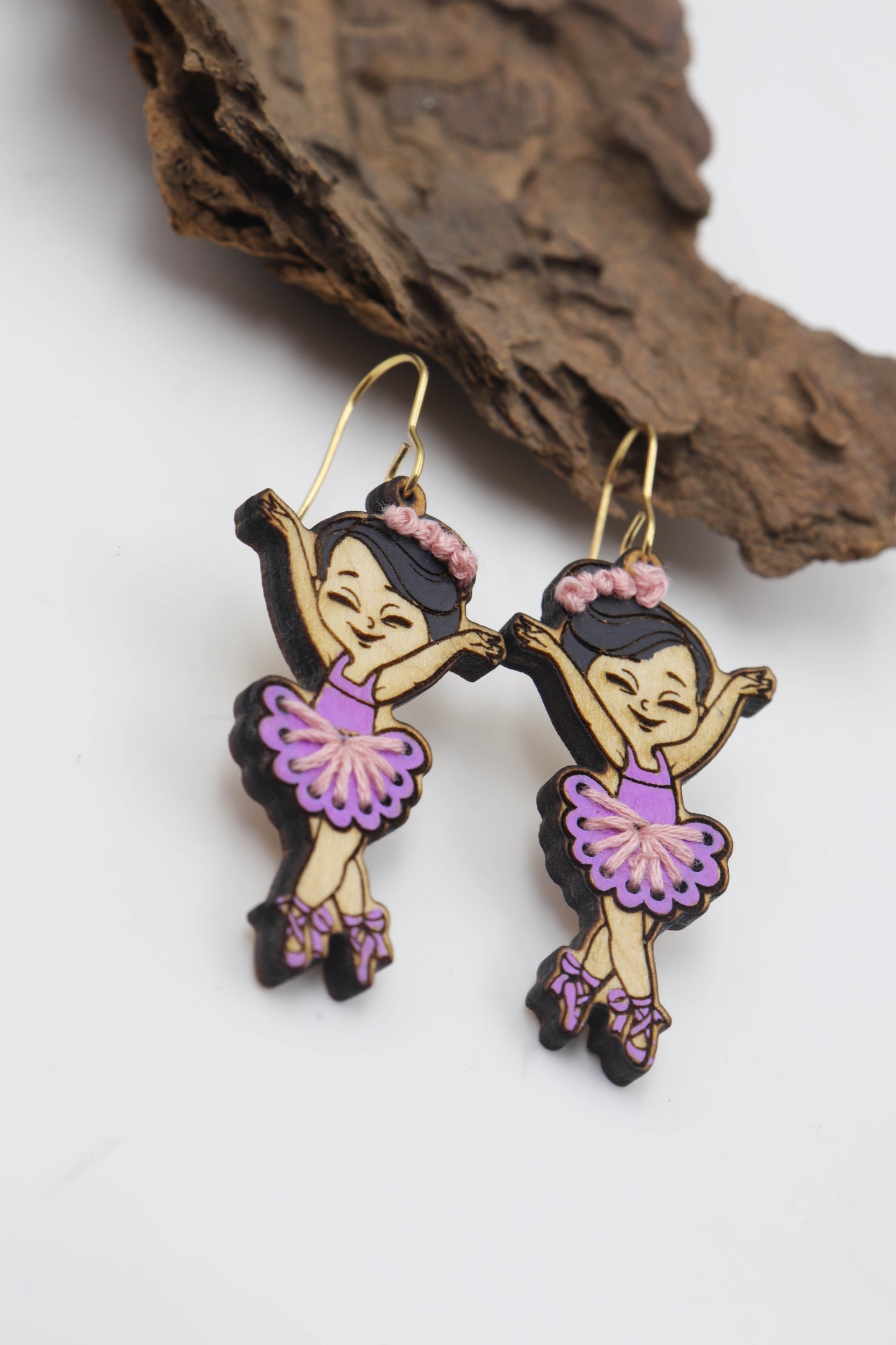 wooden embroidery earring laser file | ballerina earring file | Scoring file | instructions manual included