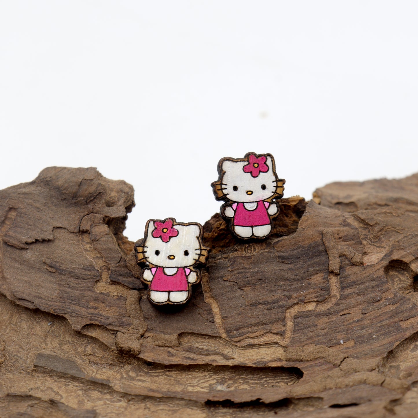 hello kitty earrings