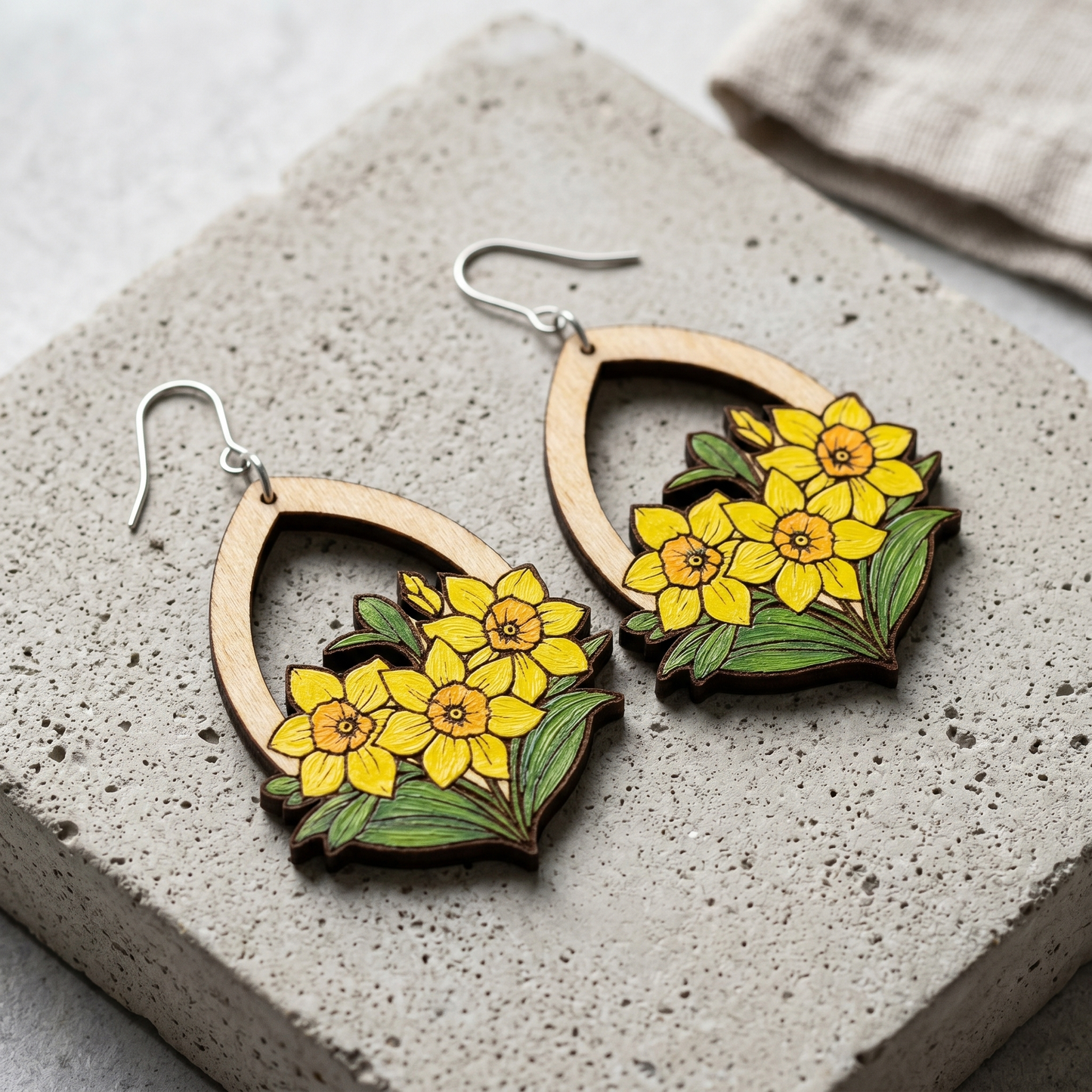 daffodil wooden earrings laser cut file (SVG,DXF and PDF)