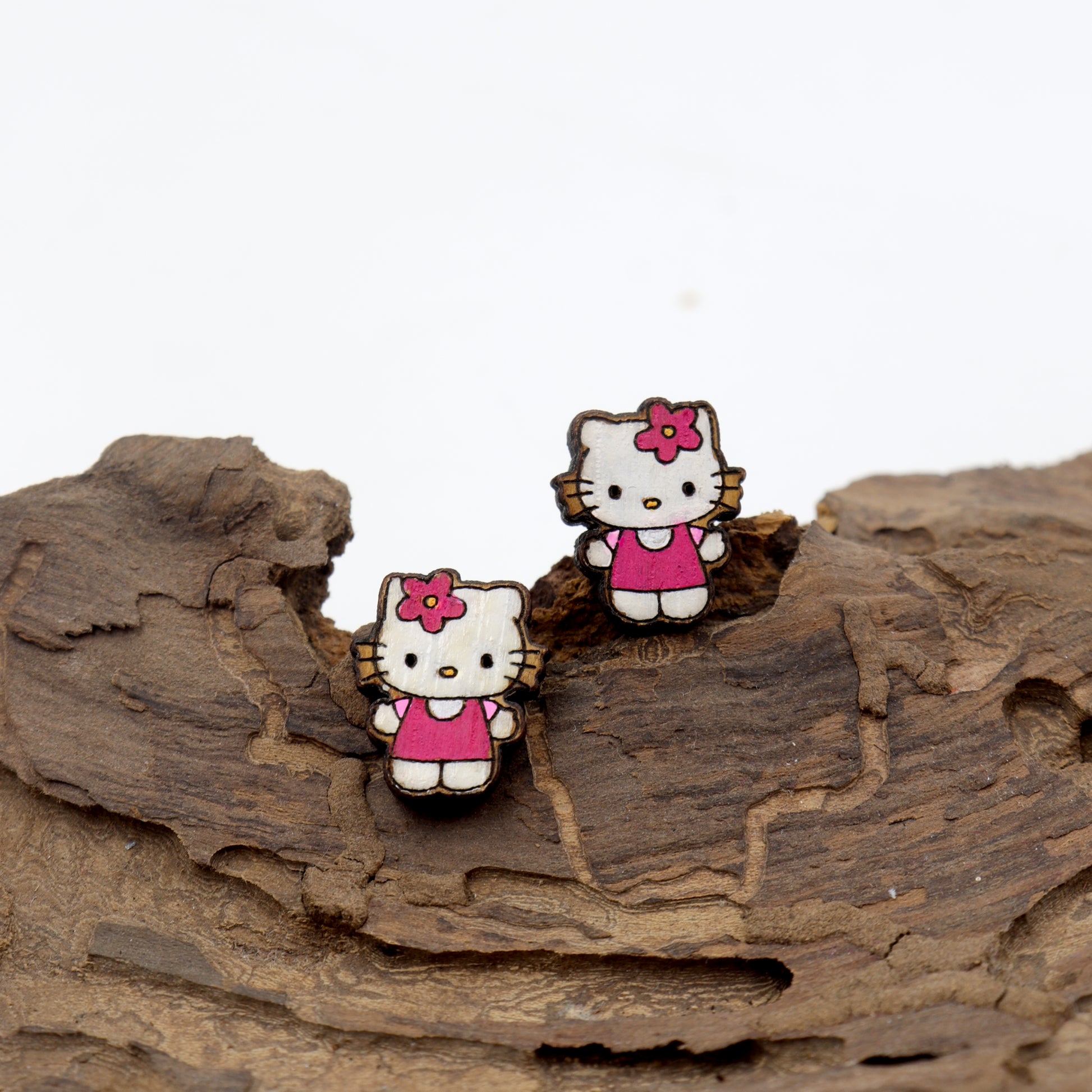 hello kitty earrings
